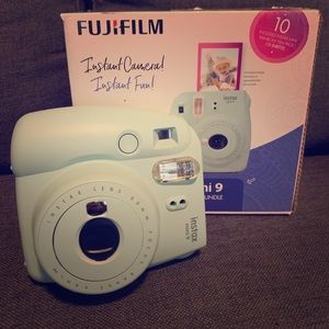 Brand new, Fuji Instant Mini 9!!!
